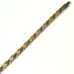 Stainless steel magnetic bracelet‎ W/CZs 7.5 inches
